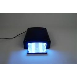 Professionel UV negletrrer med 4 x UV rr - negle studio