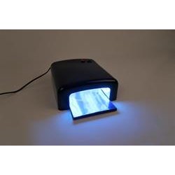 Professionel UV negletrrer med 4 x UV rr - negle studio